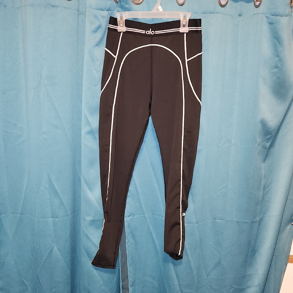 ALO Yoga Black and White Leggings